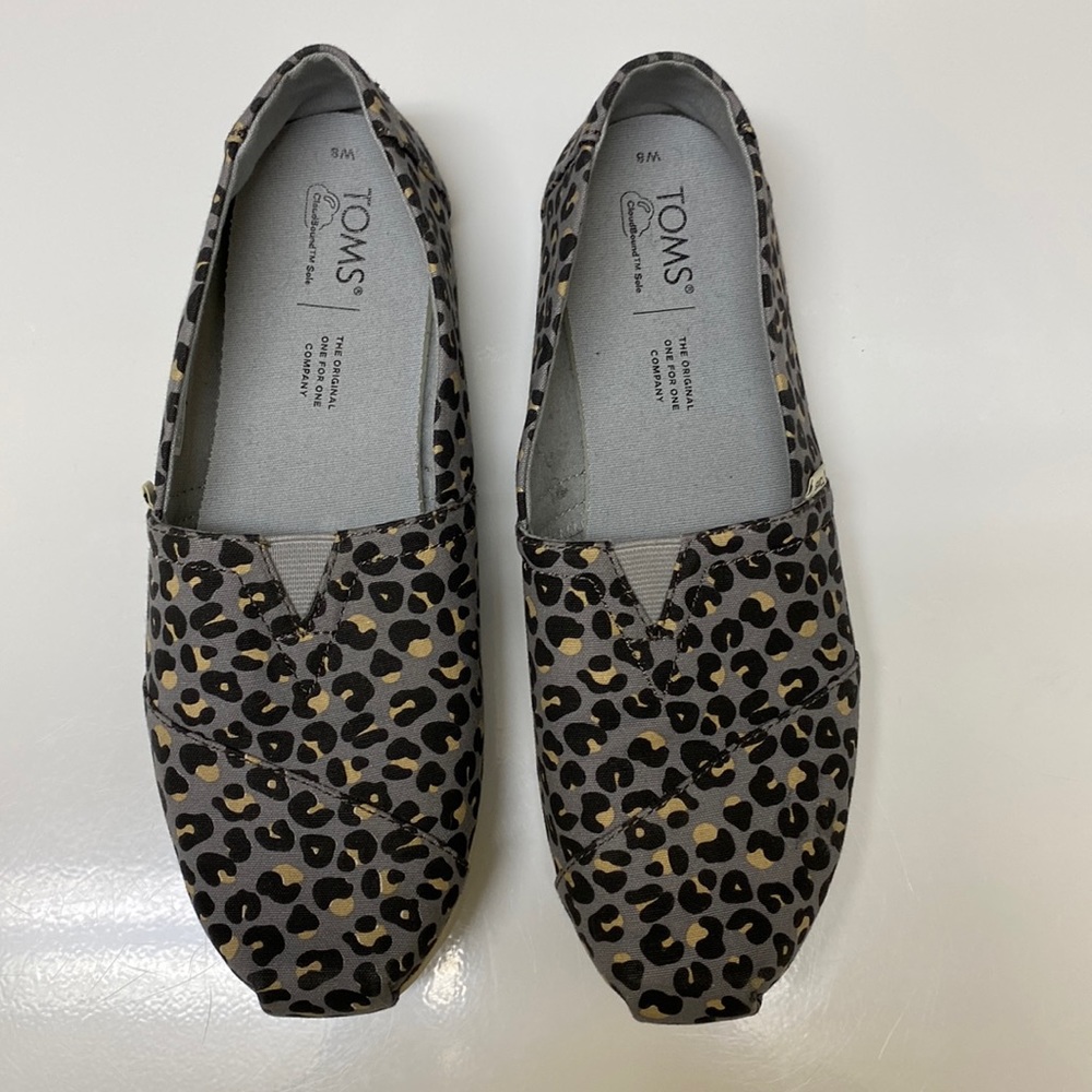 TOMS Leopard slides